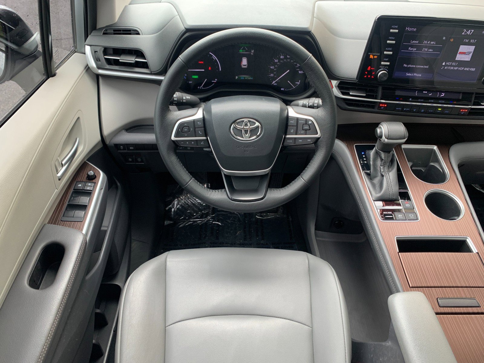 Used 2022 Toyota Sienna XLE AWD/4WD image 30