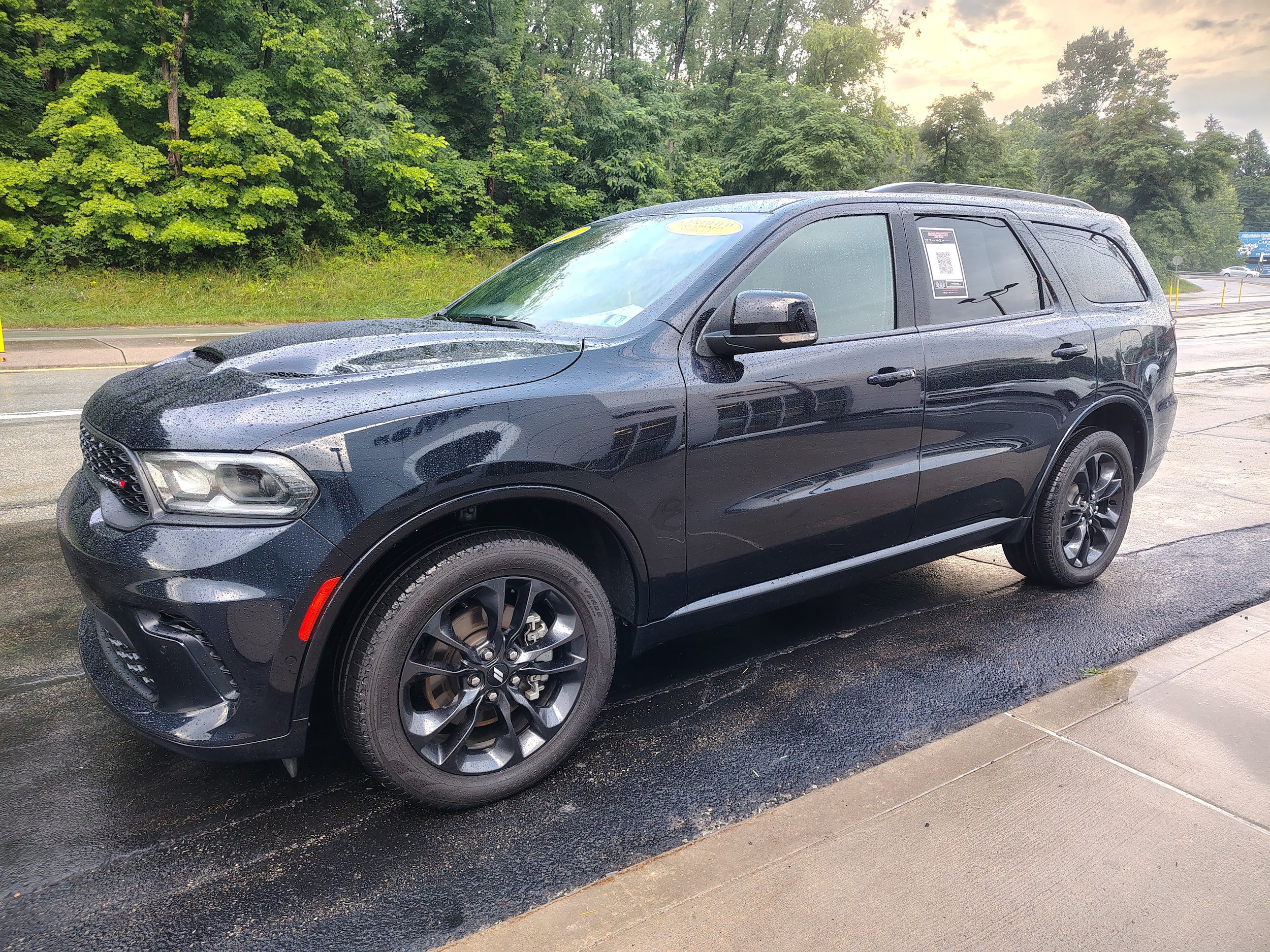 Certified 2025 Dodge Durango GT AWD/4WD image 4