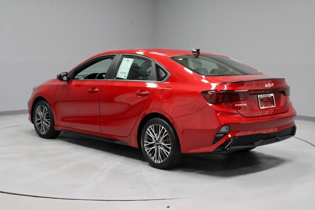 Used 2024 Kia Forte GT-Line w/ GT-Line Premium Package FWD image 9