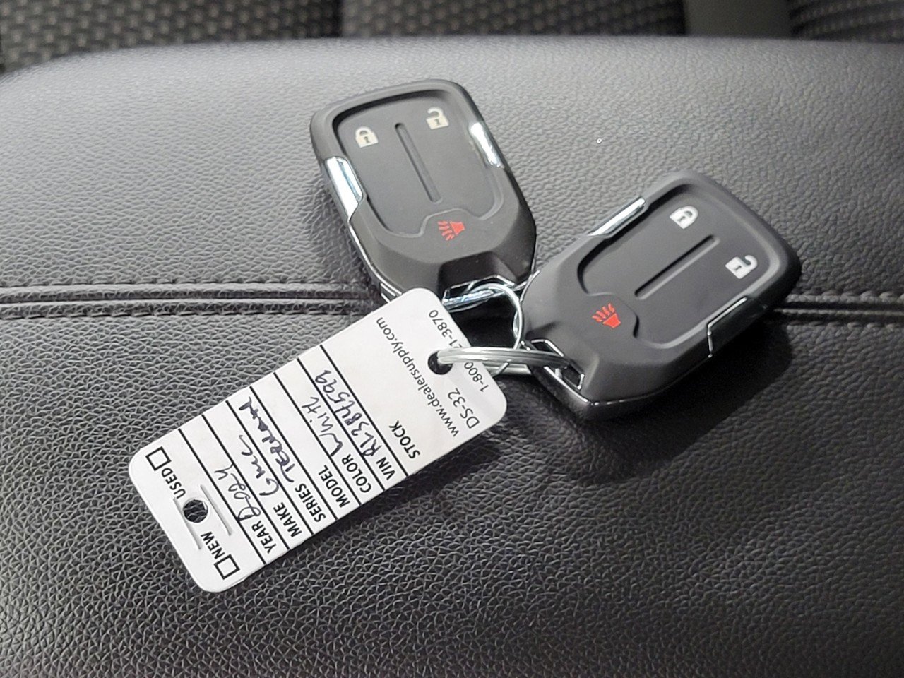 Used 2024 GMC Terrain SLE image 27