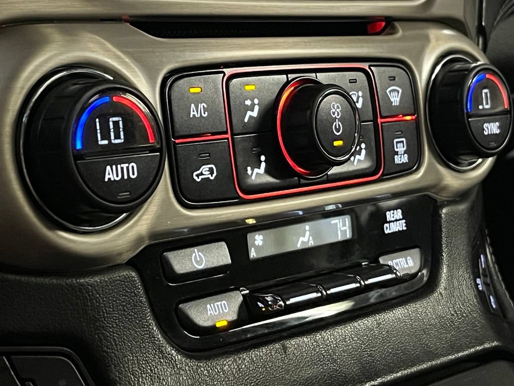 Used 2016 GMC Yukon Denali w/ Open Road Package AWD/4WD image 13