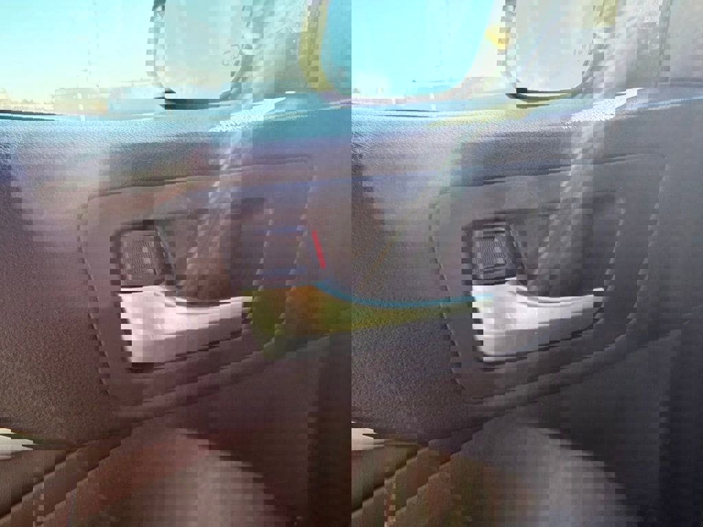 Used 2016 Toyota Highlander XLE image 11