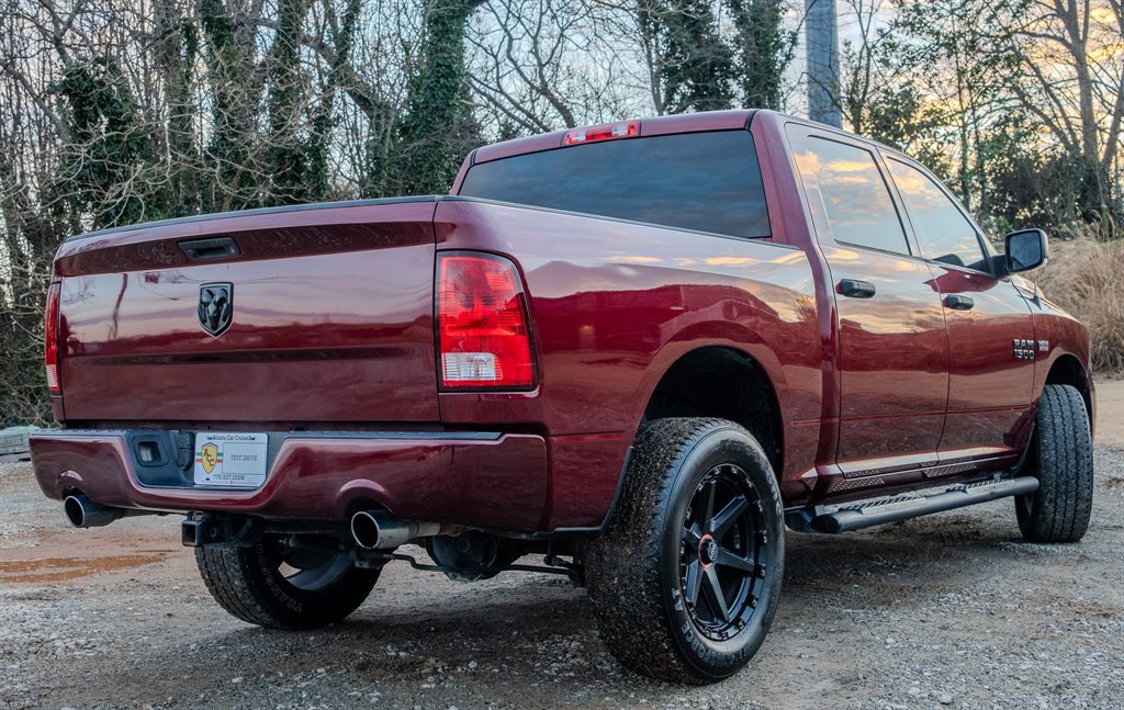 Used 2017 RAM 1500 Express w/ Express Value Package RWD image 5