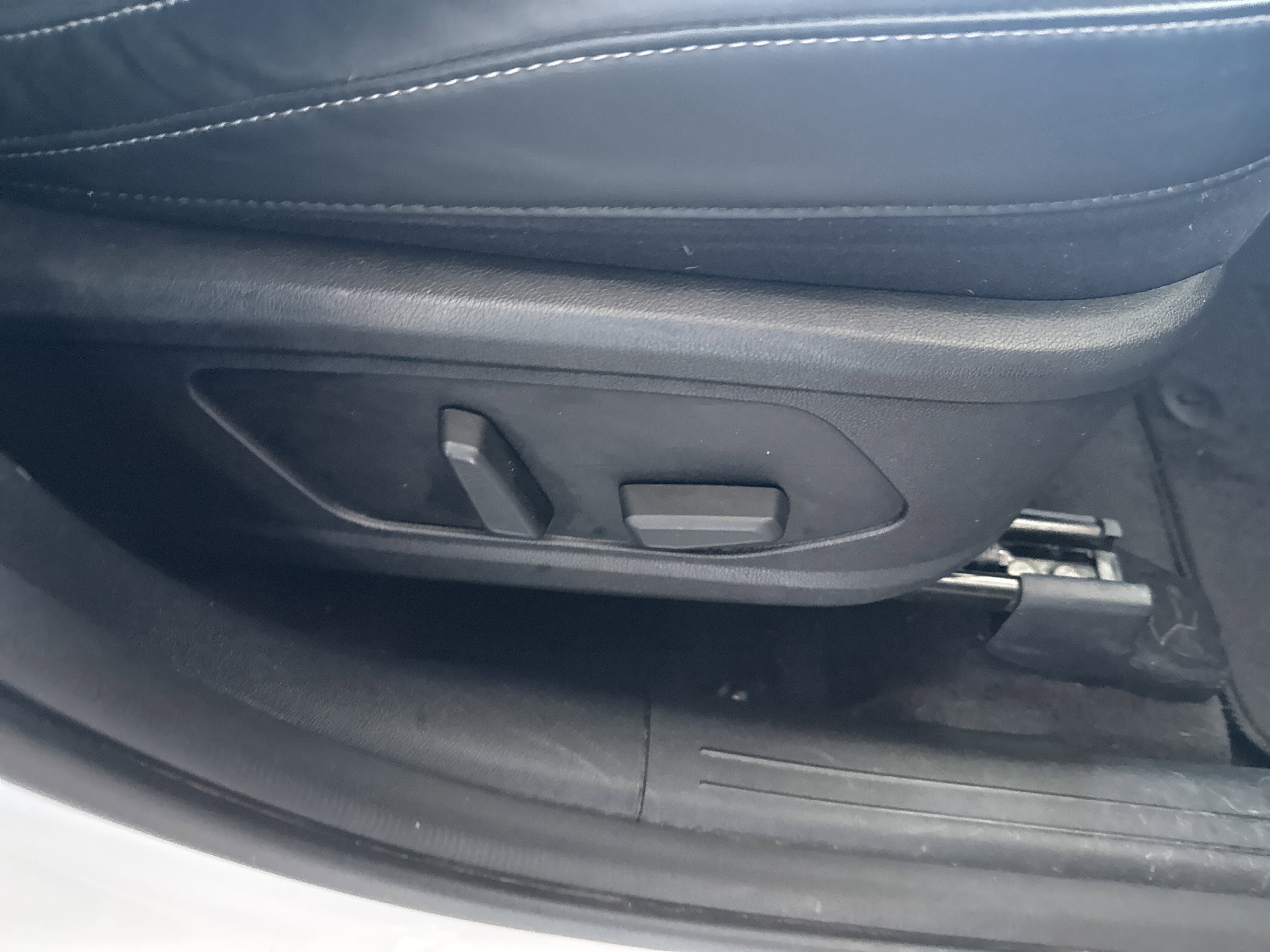 Used 2021 Kia Sorento SX image 21