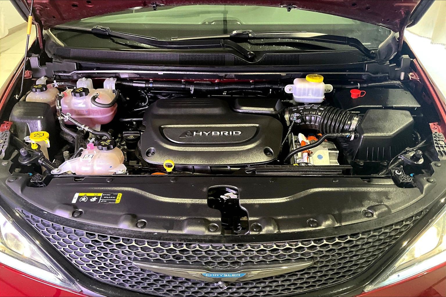 Used 2020 Chrysler Pacifica Limited w/ Advanced Safetytec Group FWD image 32