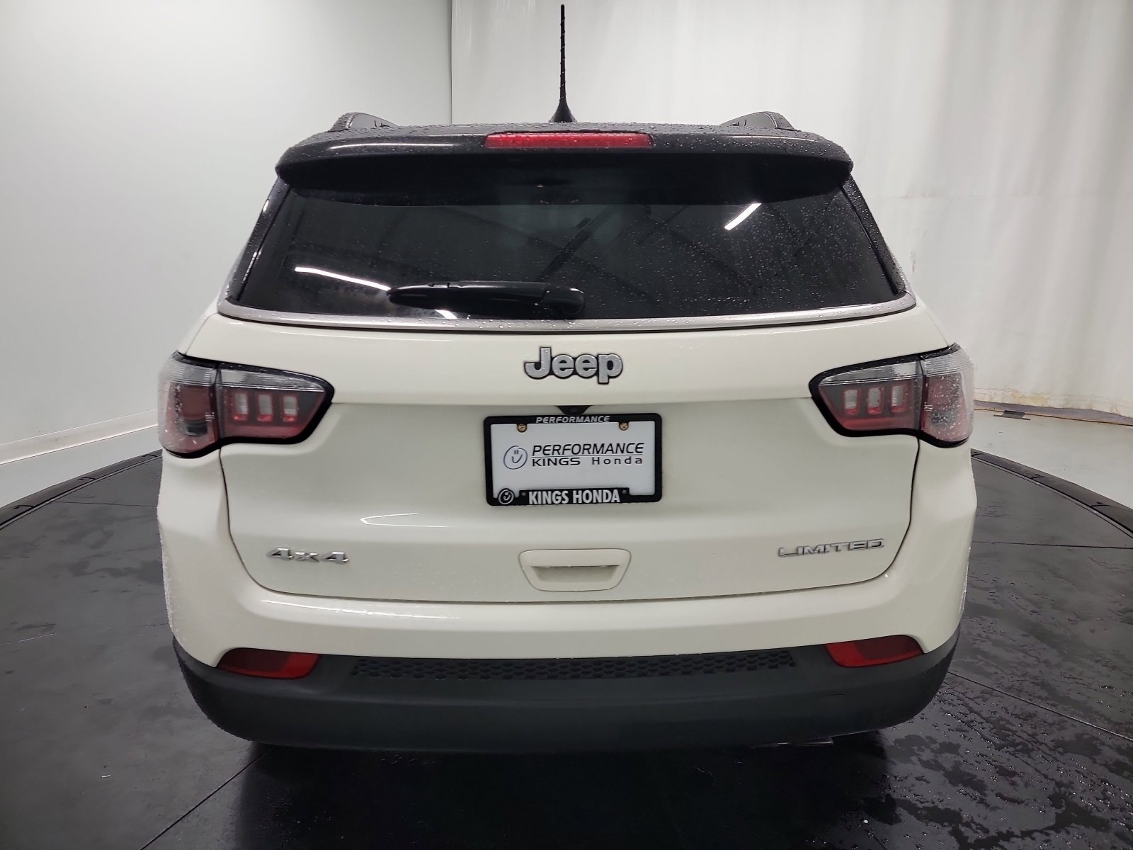 Used 2018 Jeep Compass Limited w/ Navigation Group image 8