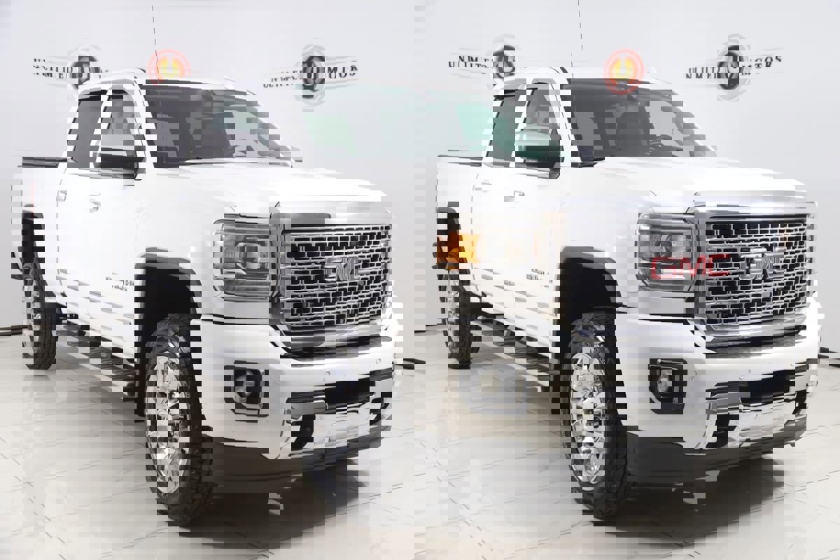 Used 2016 GMC Sierra 2500 Denali w/ Suspension Package, Off-Road AWD/4WD image 21