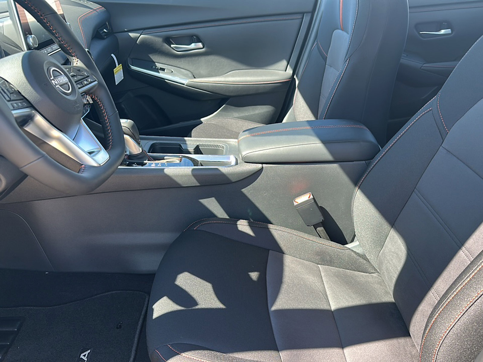 New 2025 Nissan Sentra SR w/ Trunk Package image 10