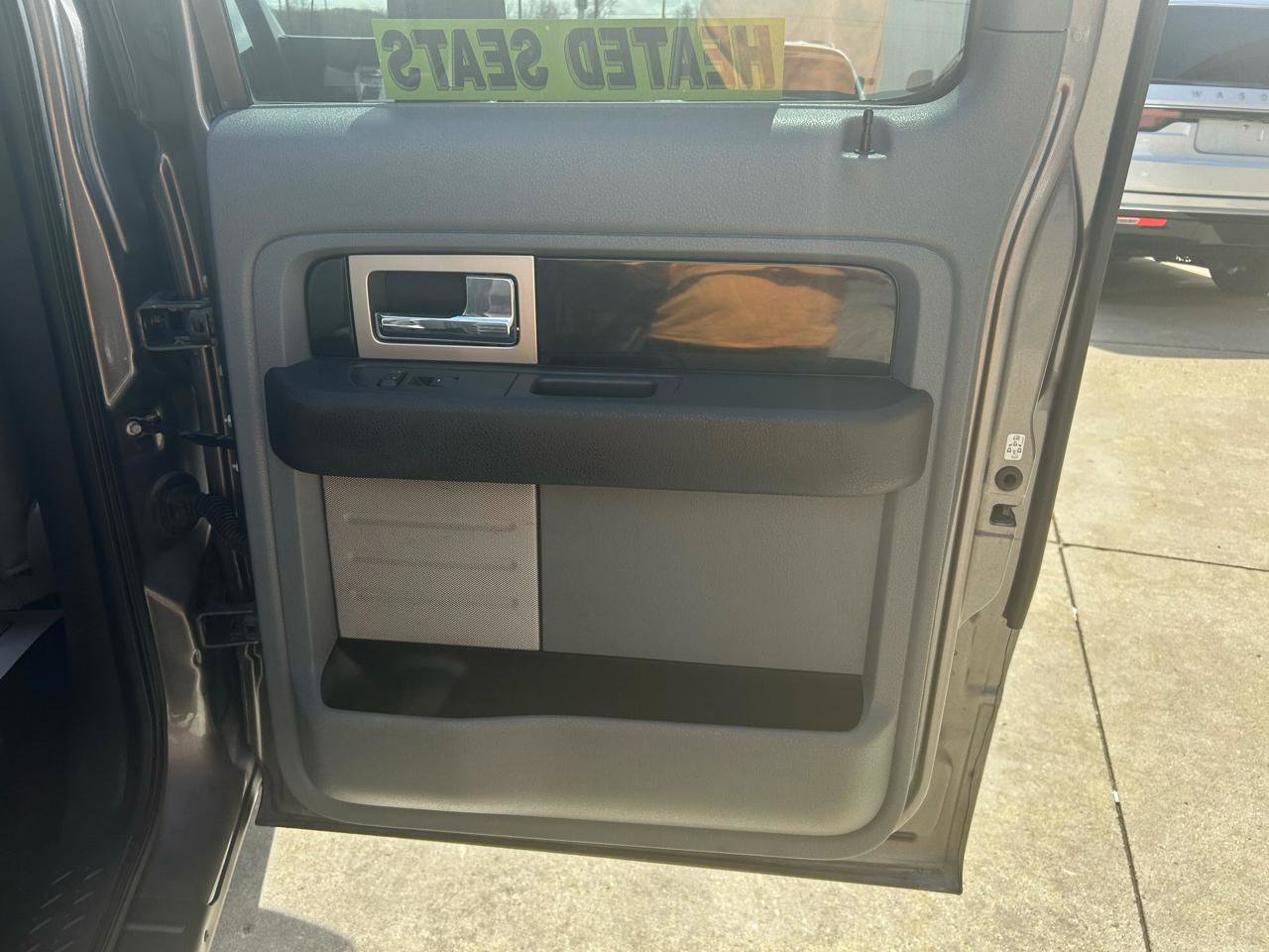 Used 2011 Ford F150 Platinum AWD/4WD image 15