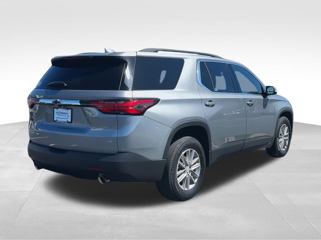 Used 2024 GMC Terrain SLE w/ Driver Convenience Package FWD image 15