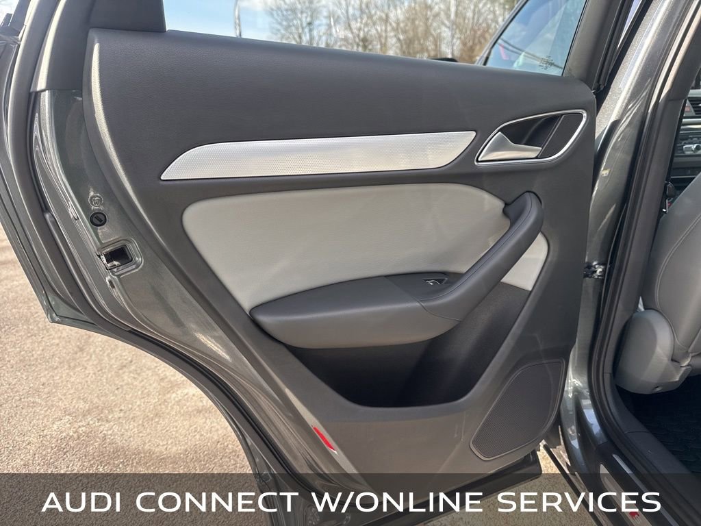 Used 2018 Audi Q3 2.0T Premium image 25