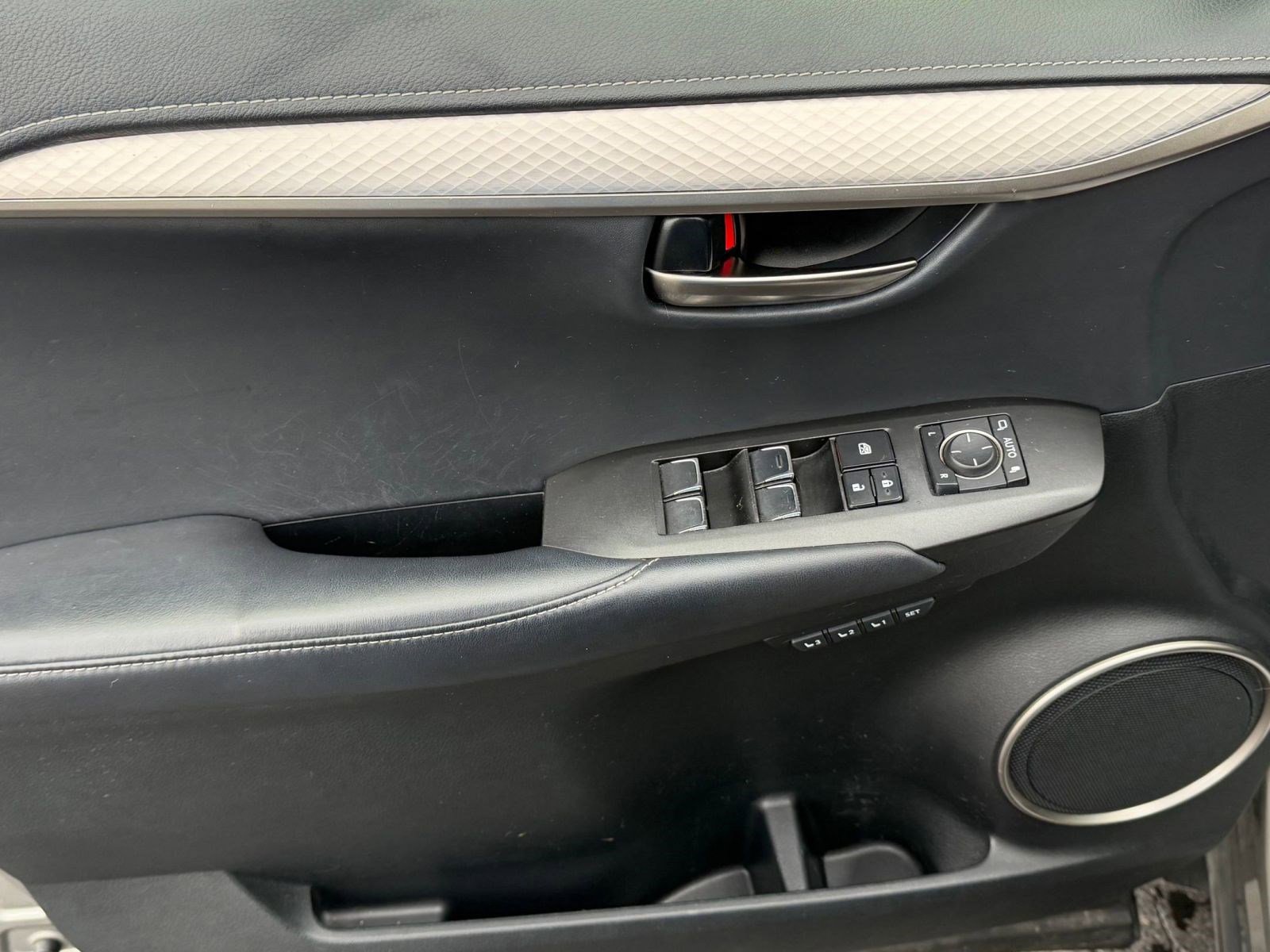 Used 2019 Lexus NX 300 AWD image 11
