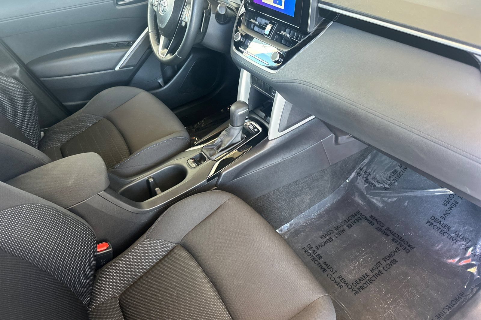 Used 2025 Toyota Corolla Cross AWD Hybrid image 19