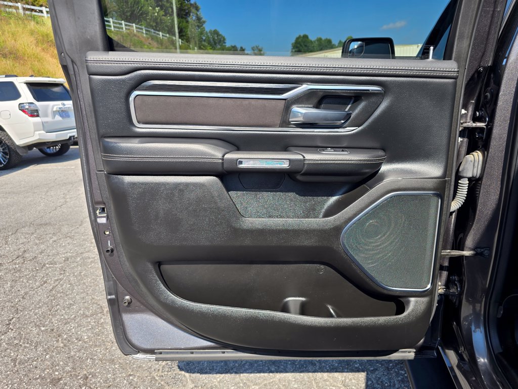 Used 2024 RAM 1500 Laramie AWD/4WD image 47
