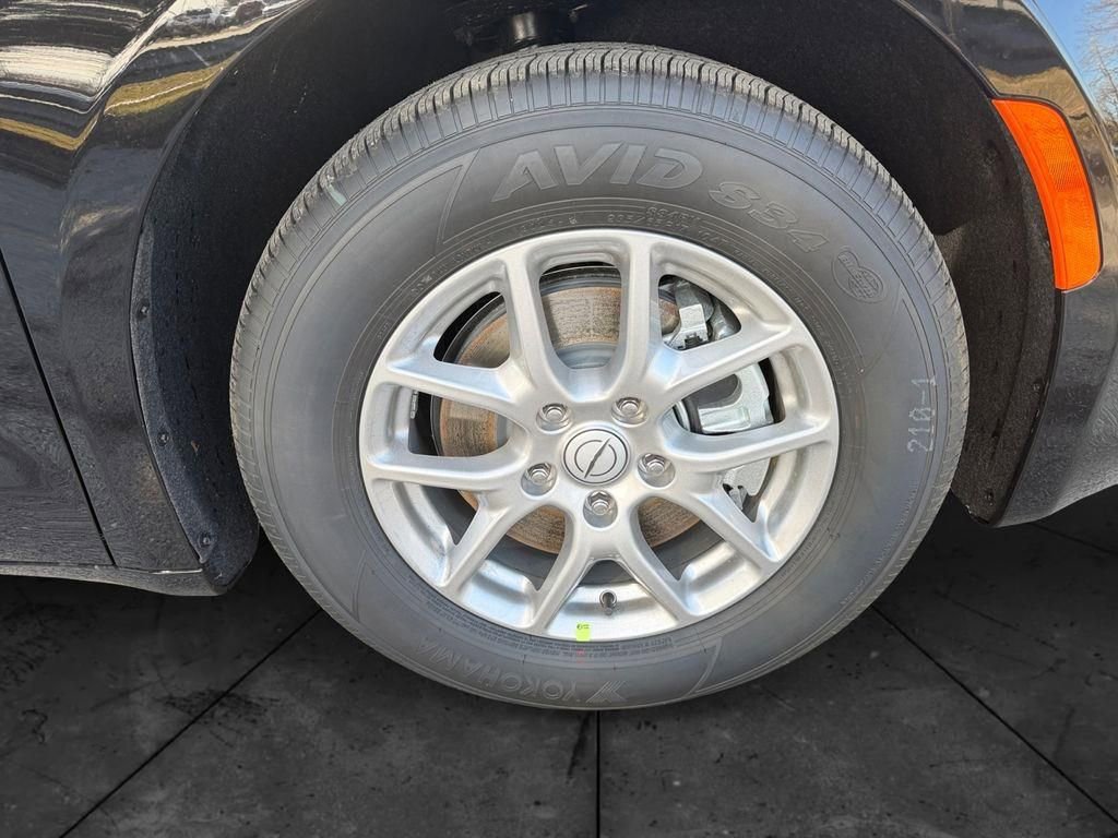 New 2026 Chrysler Voyager LX image 28