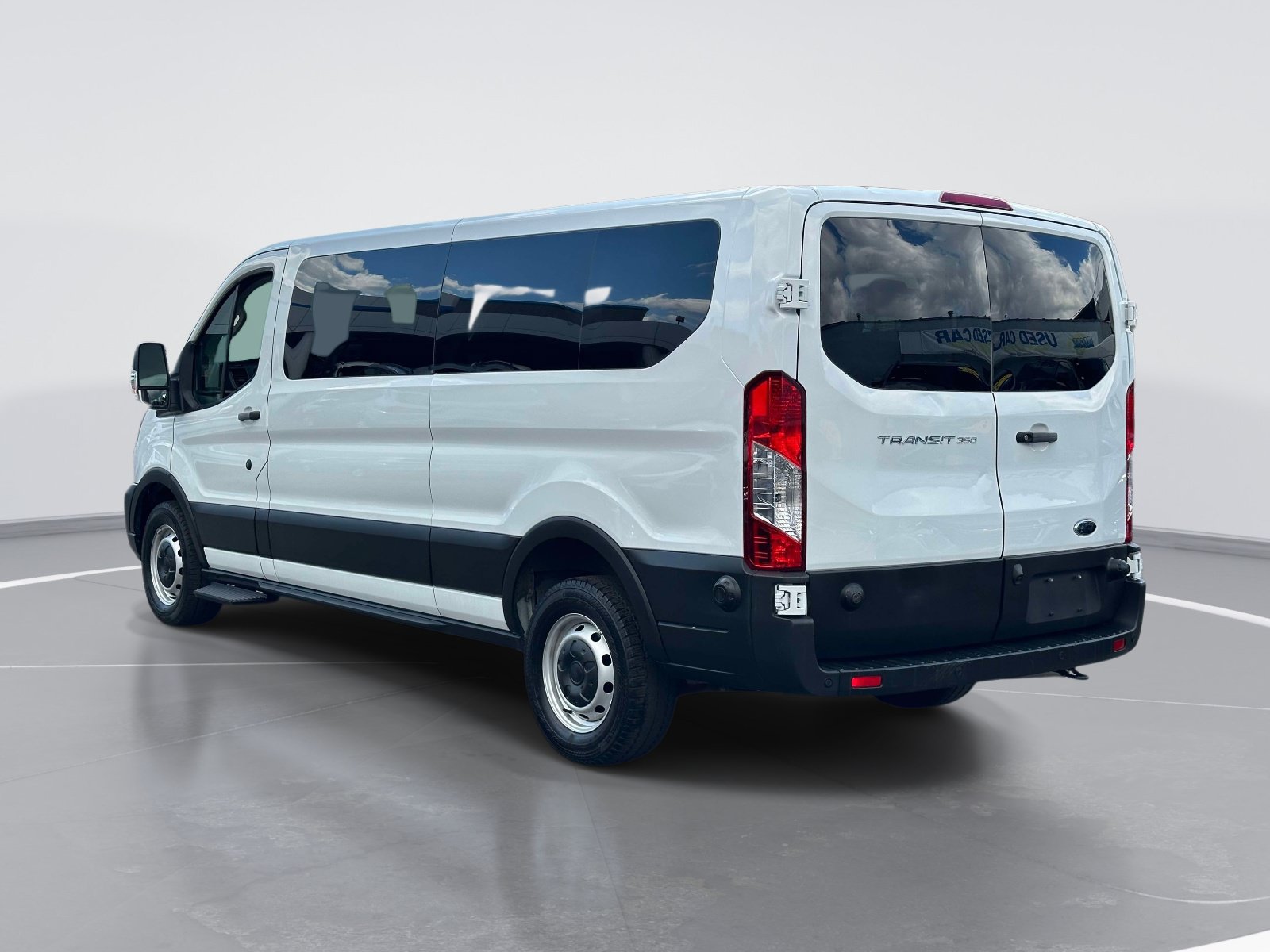 Used 2024 Ford Transit 350 XL RWD image 7
