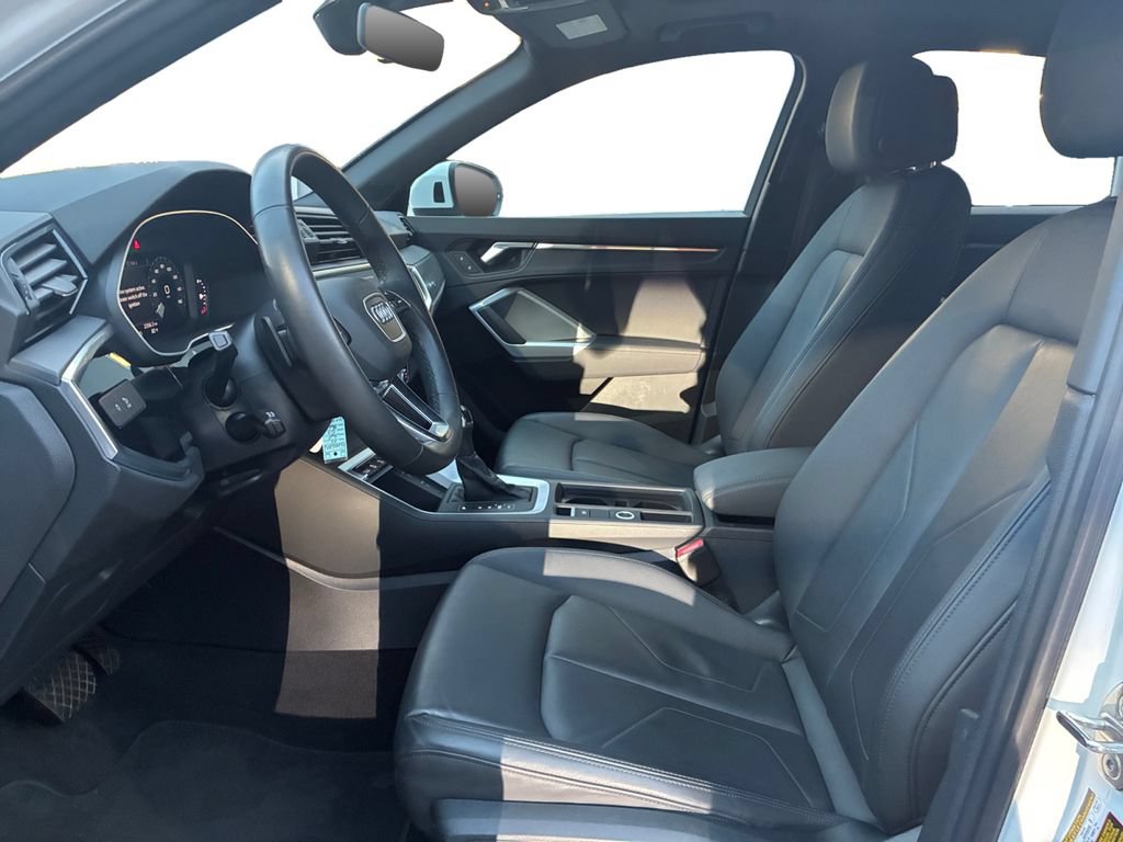 Used 2025 Audi Q3 2.0T Premium AWD/4WD image 21