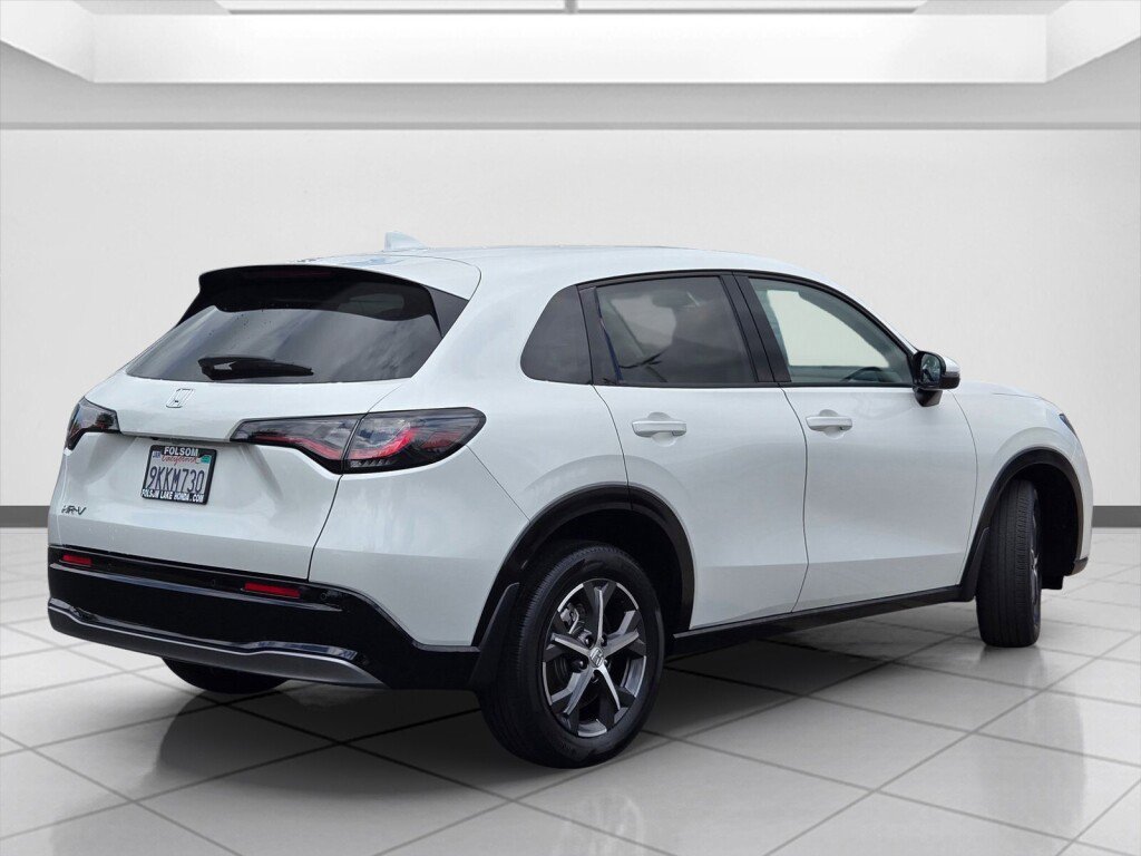 Certified 2023 Honda HR-V EX-L image 5