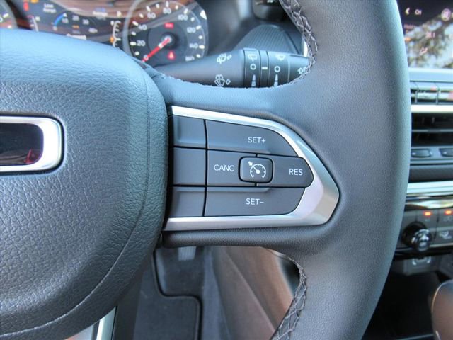 New 2026 Jeep Compass Latitude image 18