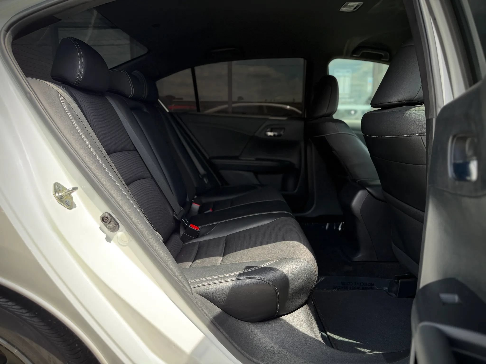 Used 2017 Honda Accord Sport image 16