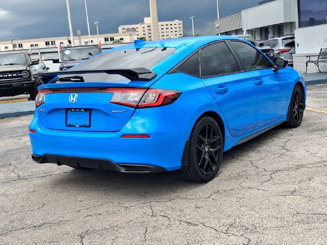 Used 2025 Honda Civic Sport image 4