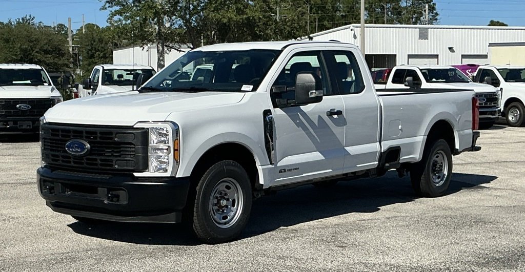 New 2026 Ford F350 XL image 3