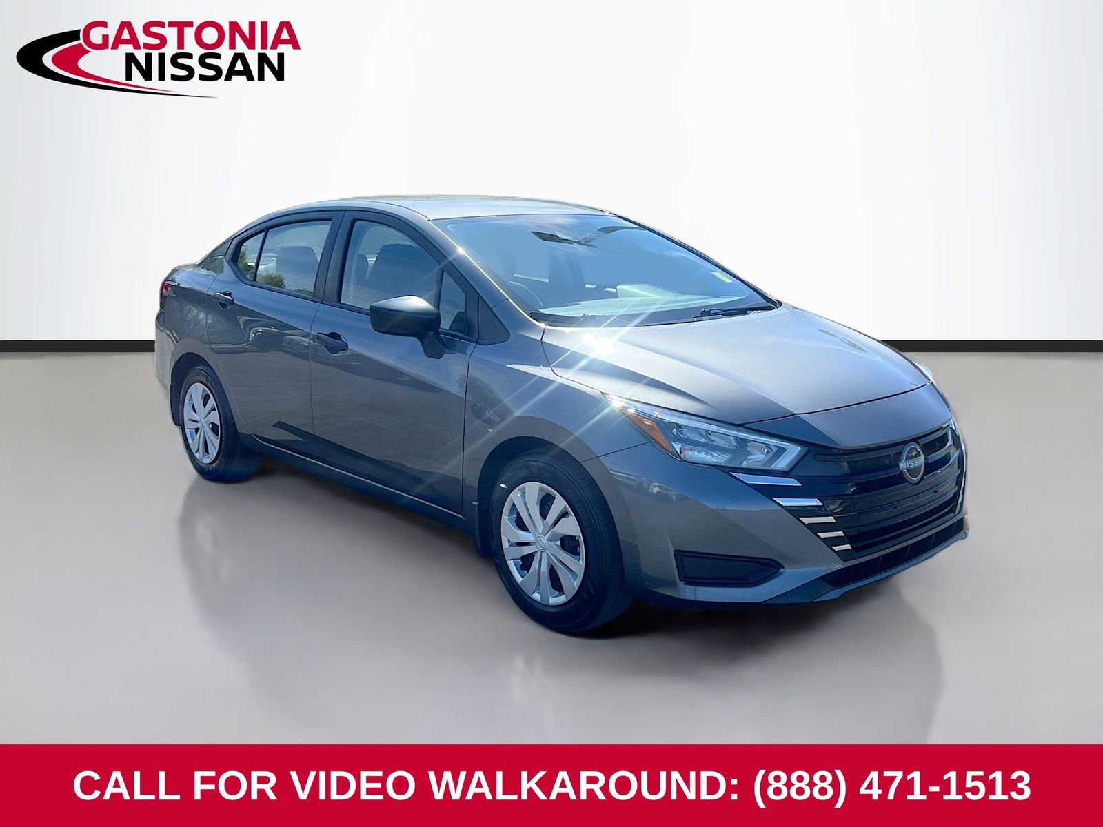 Used 2025 Nissan Versa S w/ Trunk Package image 1