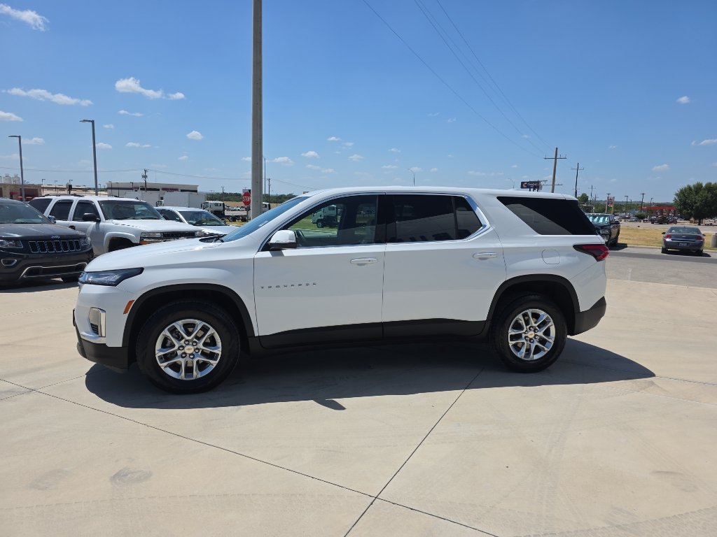 Certified 2023 Chevrolet Traverse LS w/ Safety Package FWD image 4