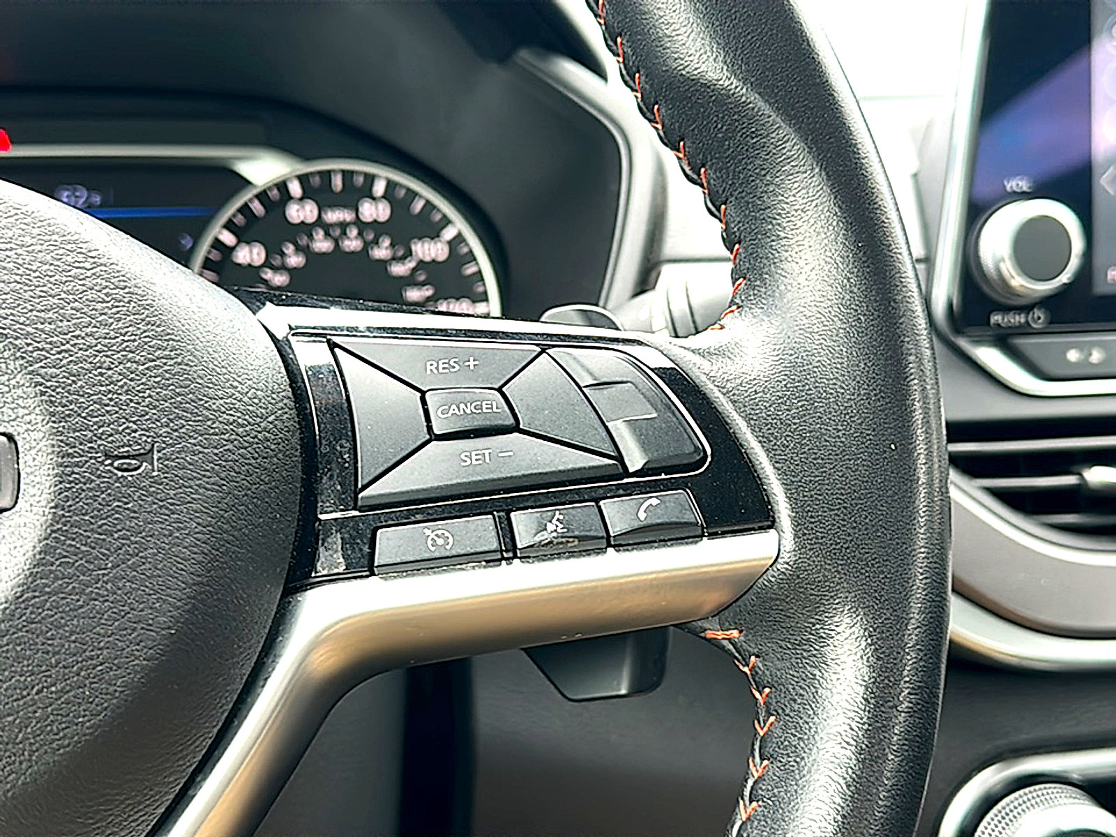 Used 2024 Nissan Altima 2.5 SR image 28