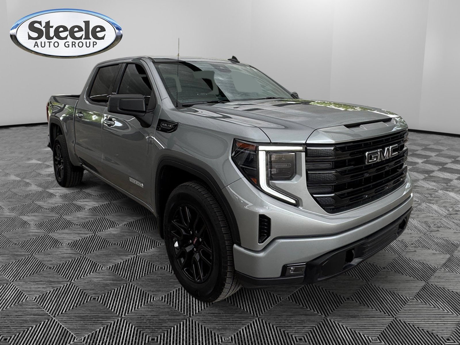 Certified 2025 GMC Sierra 1500 Elevation RWD image 7