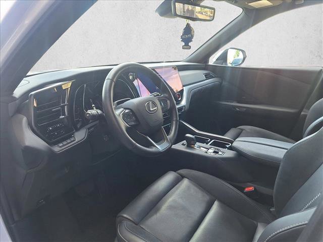 Used 2025 Lexus TX 350 AWD w/ Technology Package image 9