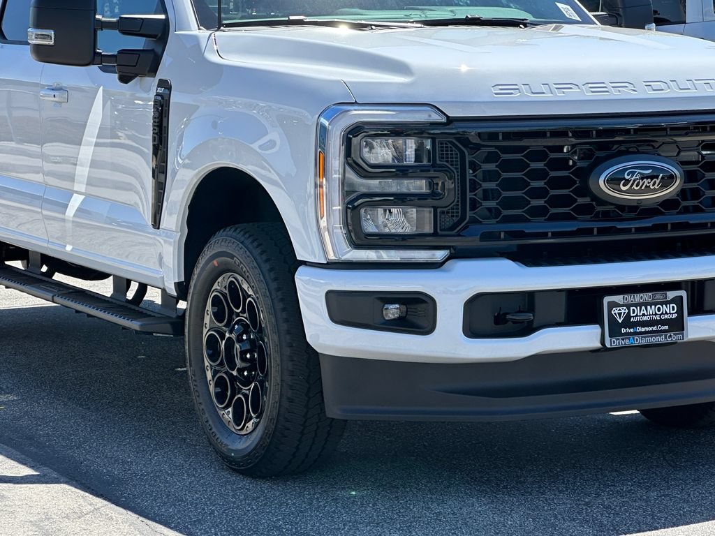 New 2026 Ford F250 XLT w/ XLT Premium Package AWD/4WD image 11