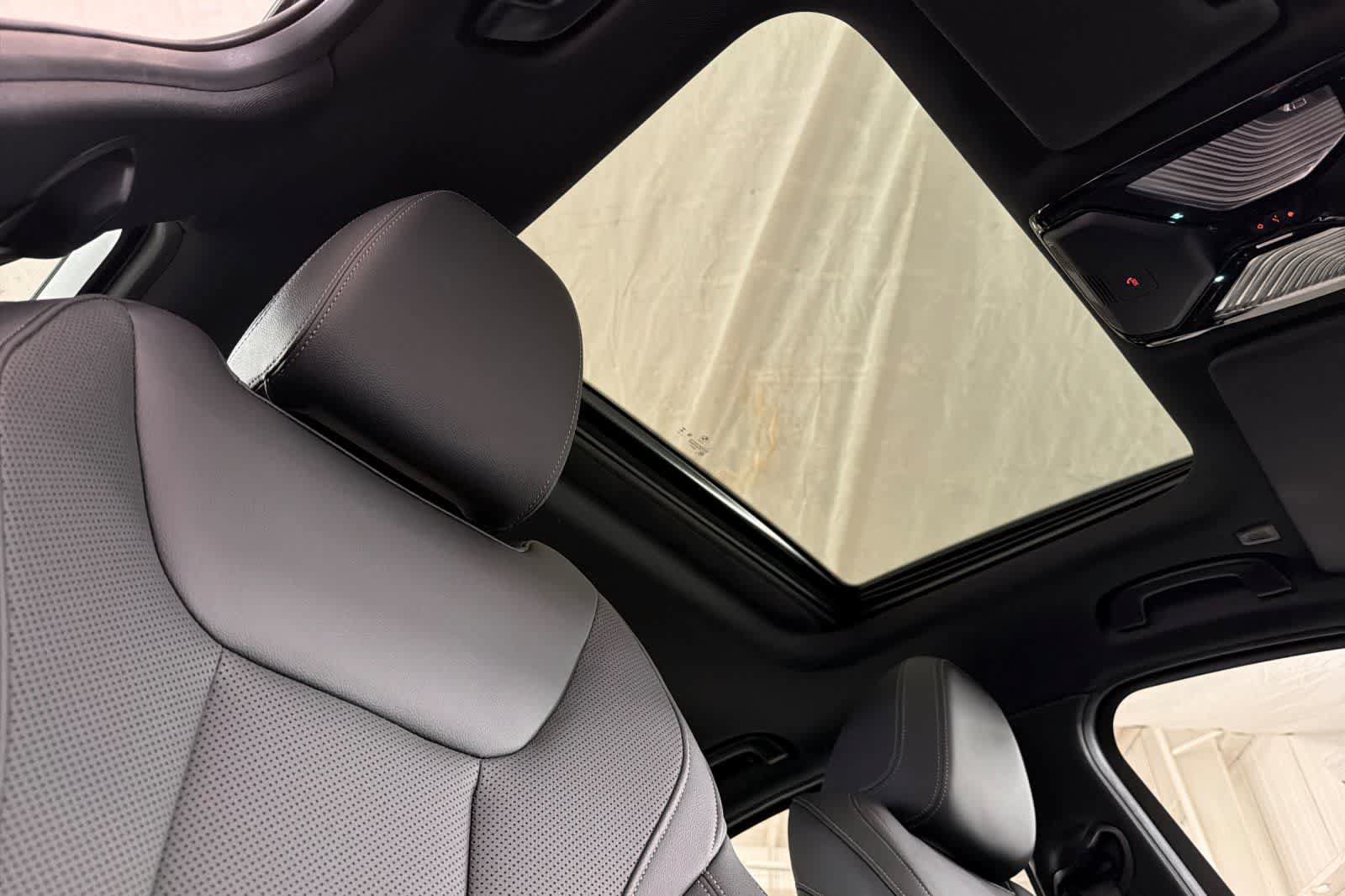 Used 2023 BMW 330e w/ Premium Package RWD image 16
