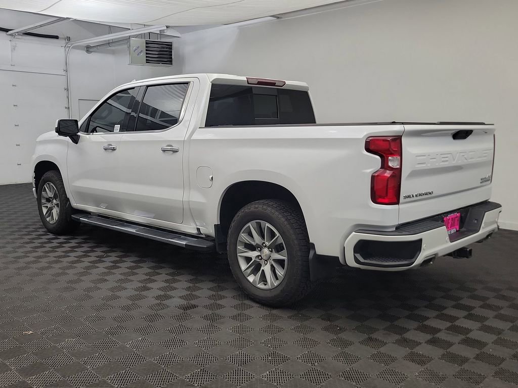 Used 2022 Chevrolet Silverado 1500 High Country w/ Z71 Off-Road Package AWD/4WD image 3