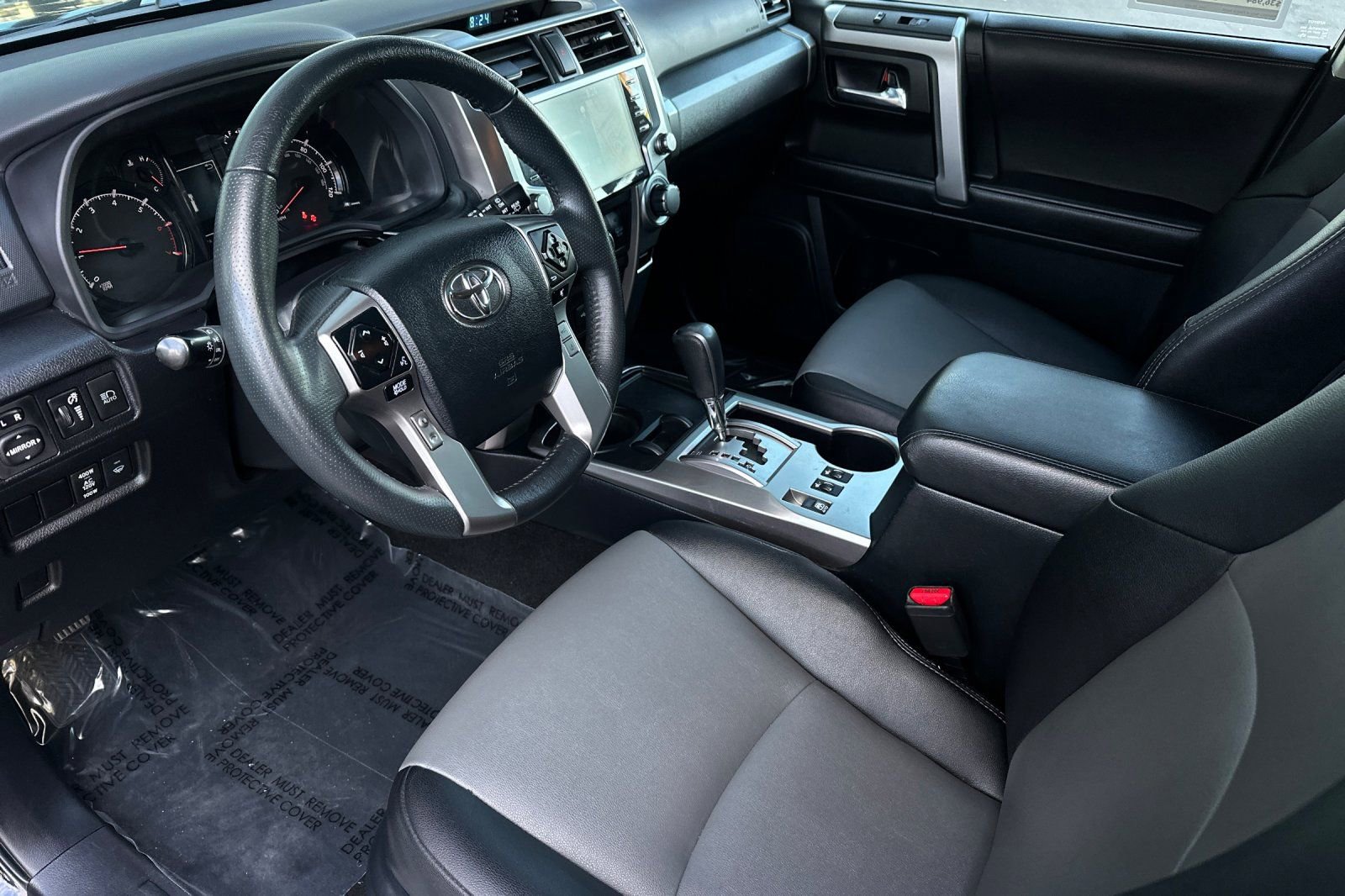 Used 2022 Toyota 4Runner SR5 Premium image 8