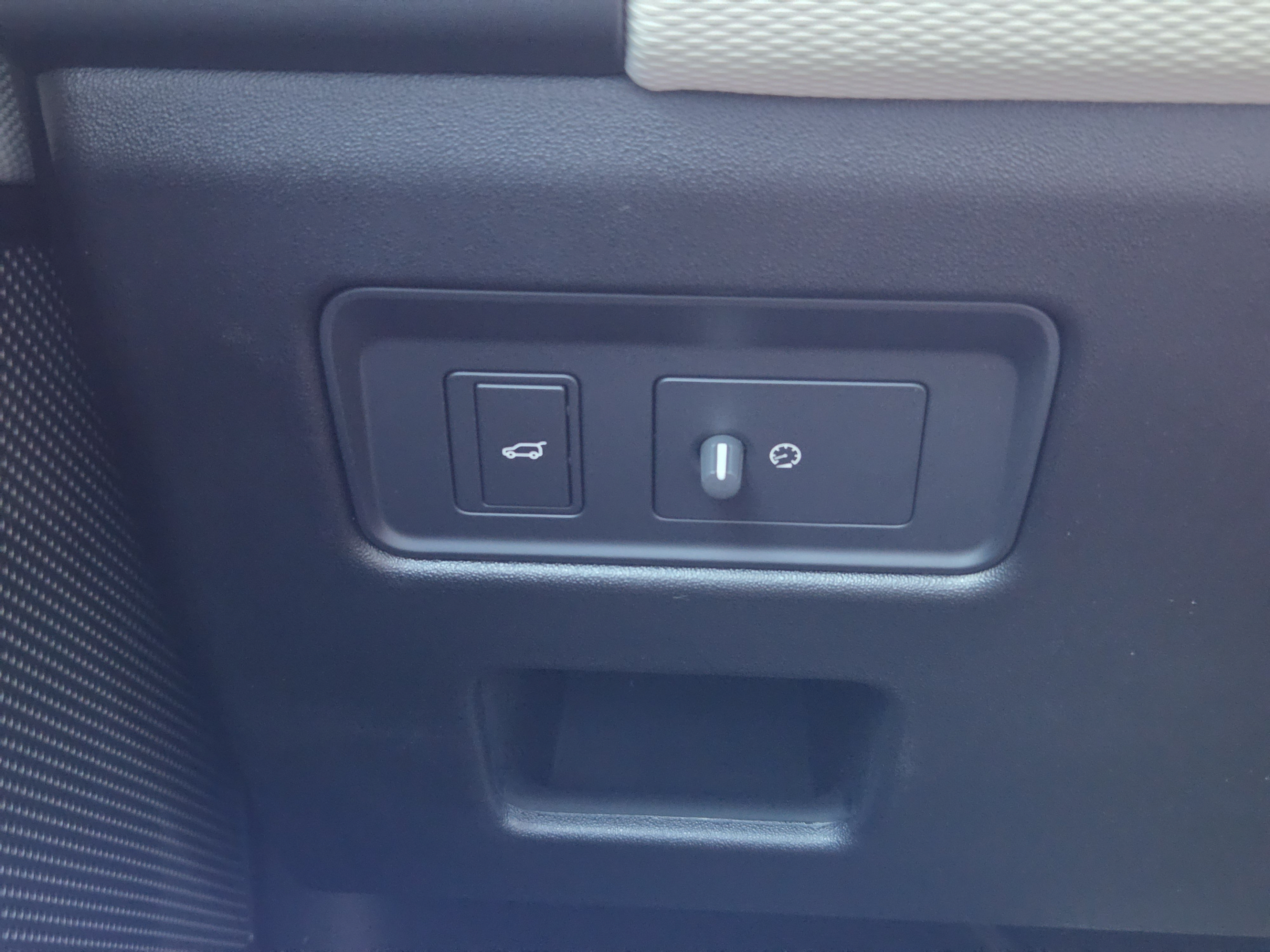 New 2026 Land Rover Discovery Dynamic SE AWD/4WD image 17