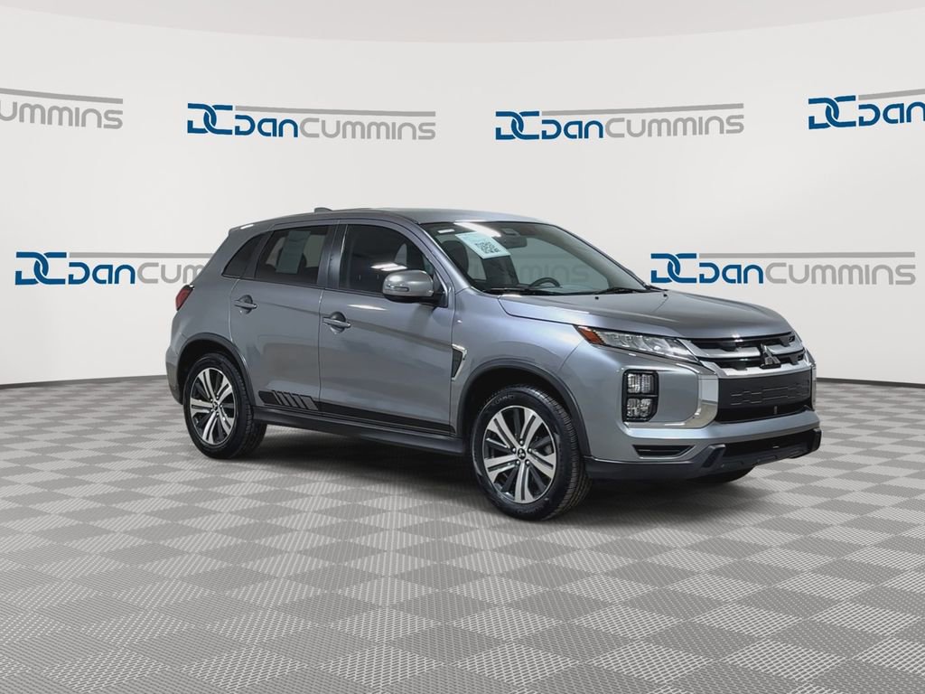 Used 2022 Mitsubishi Outlander Sport SE AWD/4WD image 3
