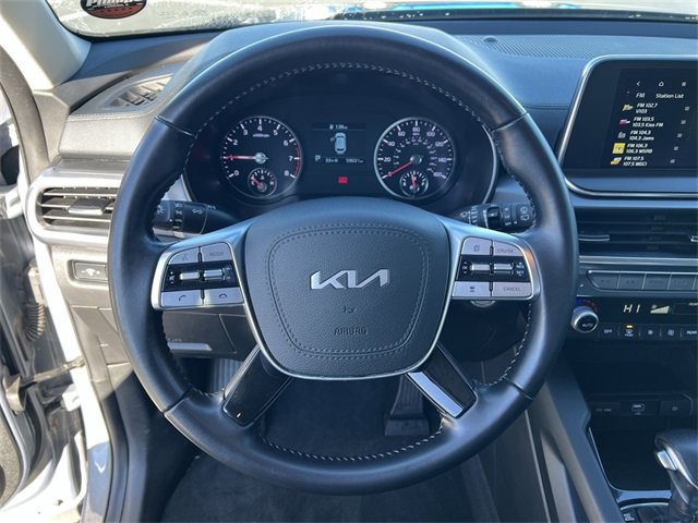 Used 2022 Kia Telluride LX image 11