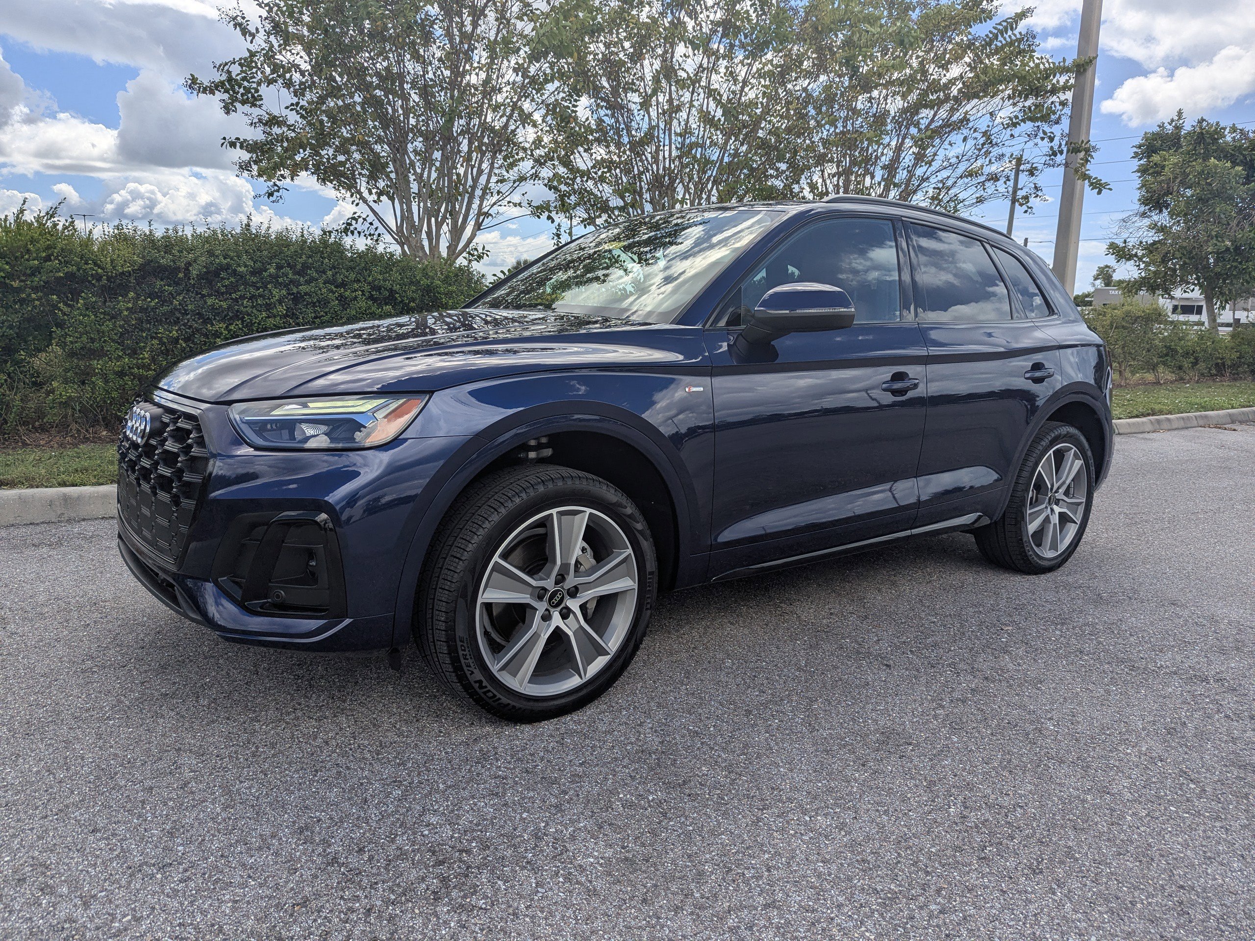 Certified 2025 Audi Q5 2.0T Premium w/ Convenience Plus Package image 8