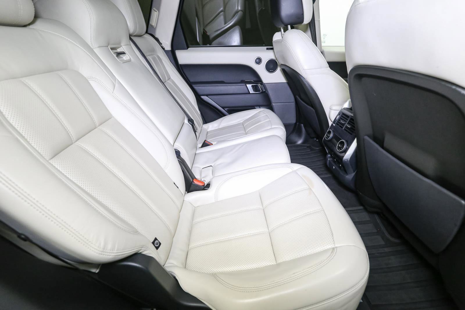 Used 2019 Land Rover Range Rover Sport HSE image 21