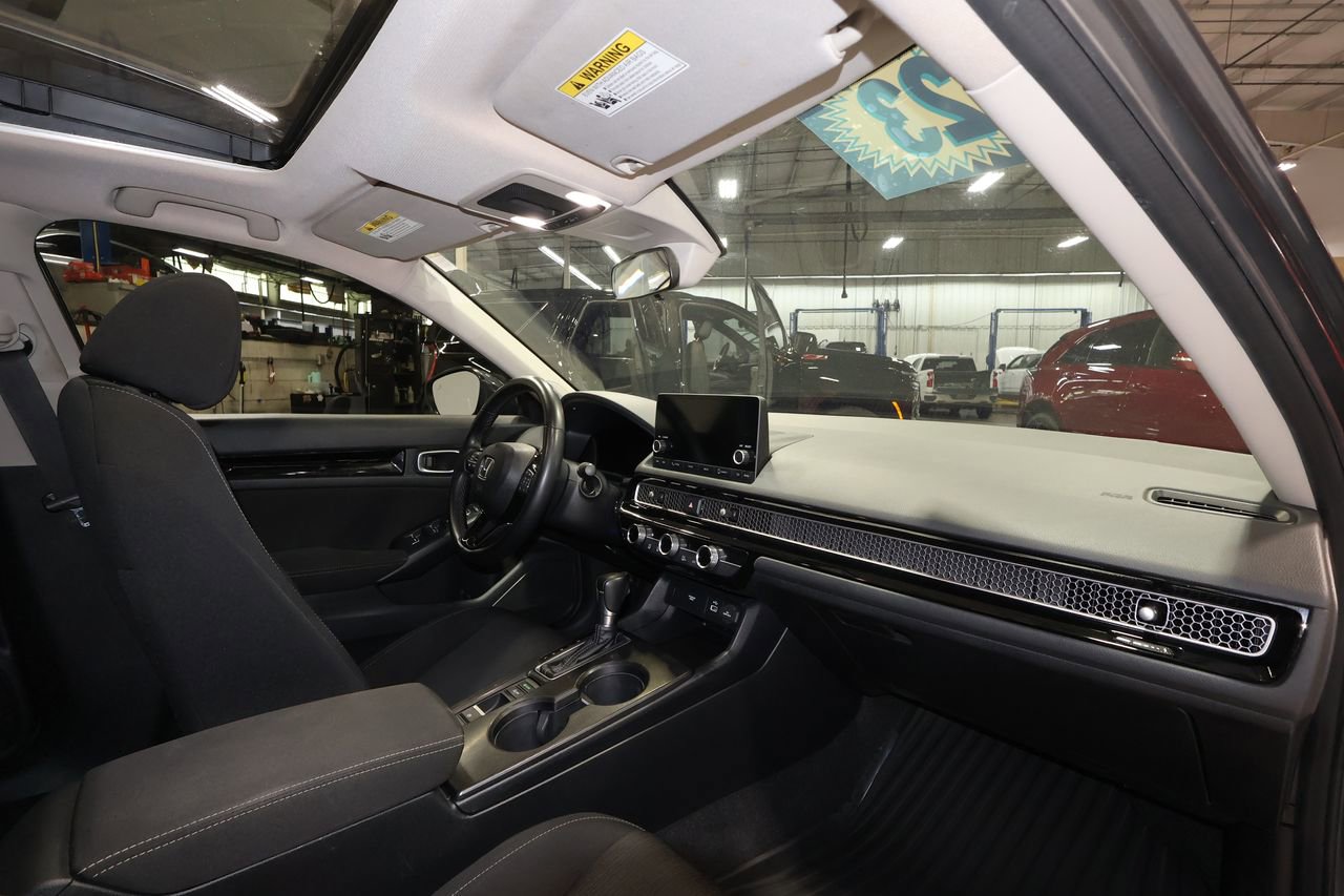 Used 2023 Honda Civic EX image 27