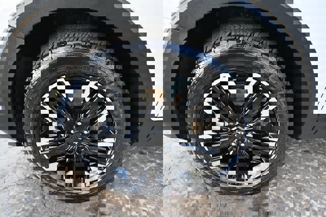 Used 2025 Kia Telluride SX image 10