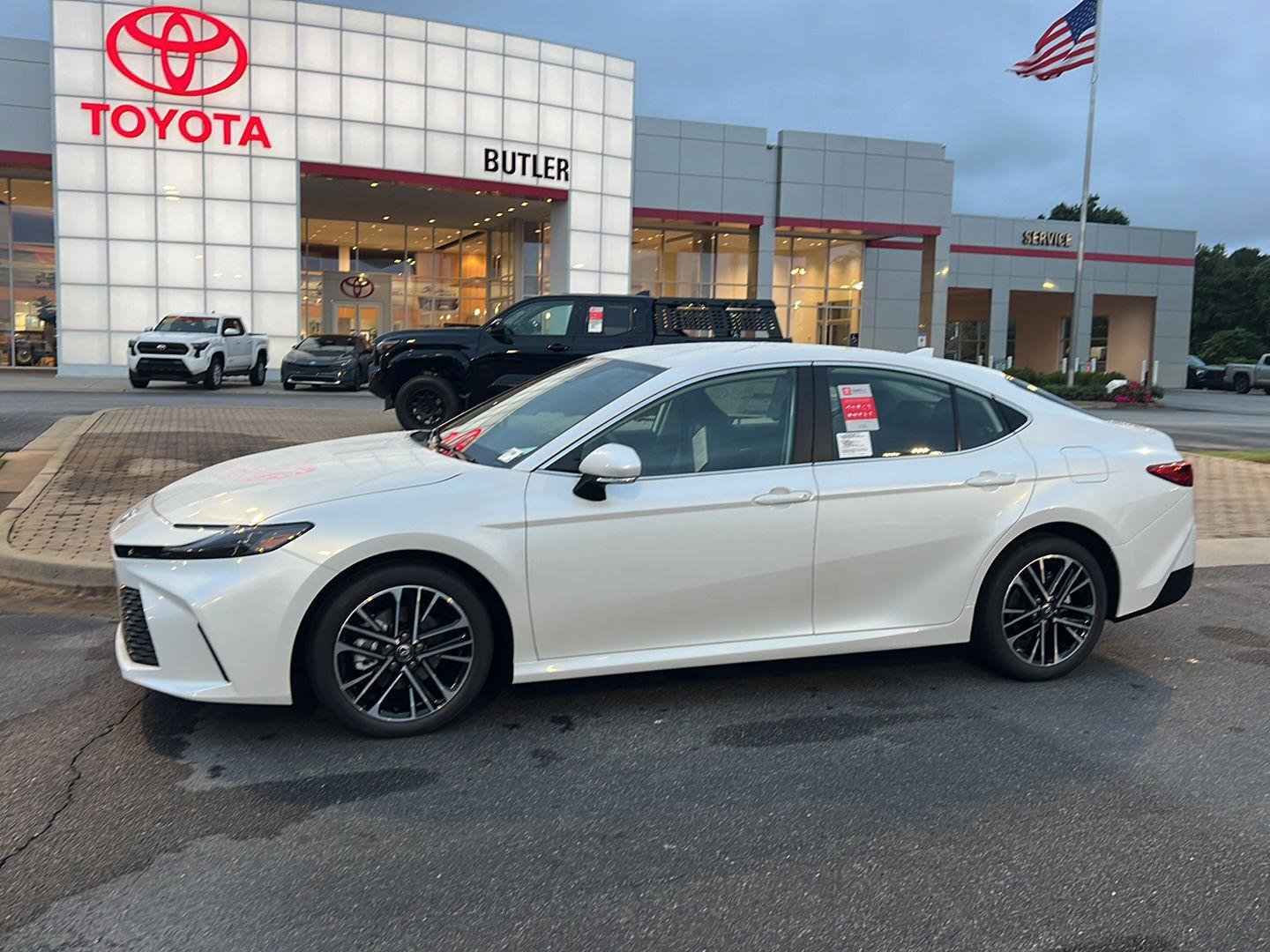 New 2026 Toyota Camry XLE image 3