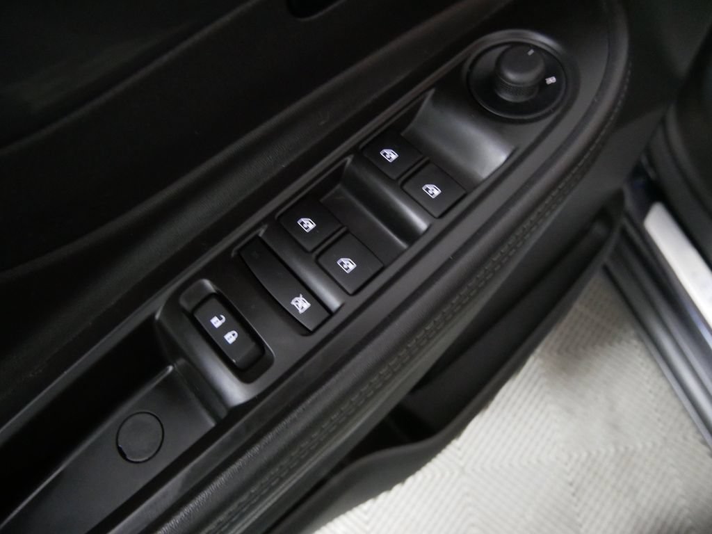 Used 2022 Buick Encore Preferred w/ Safety Package FWD image 16