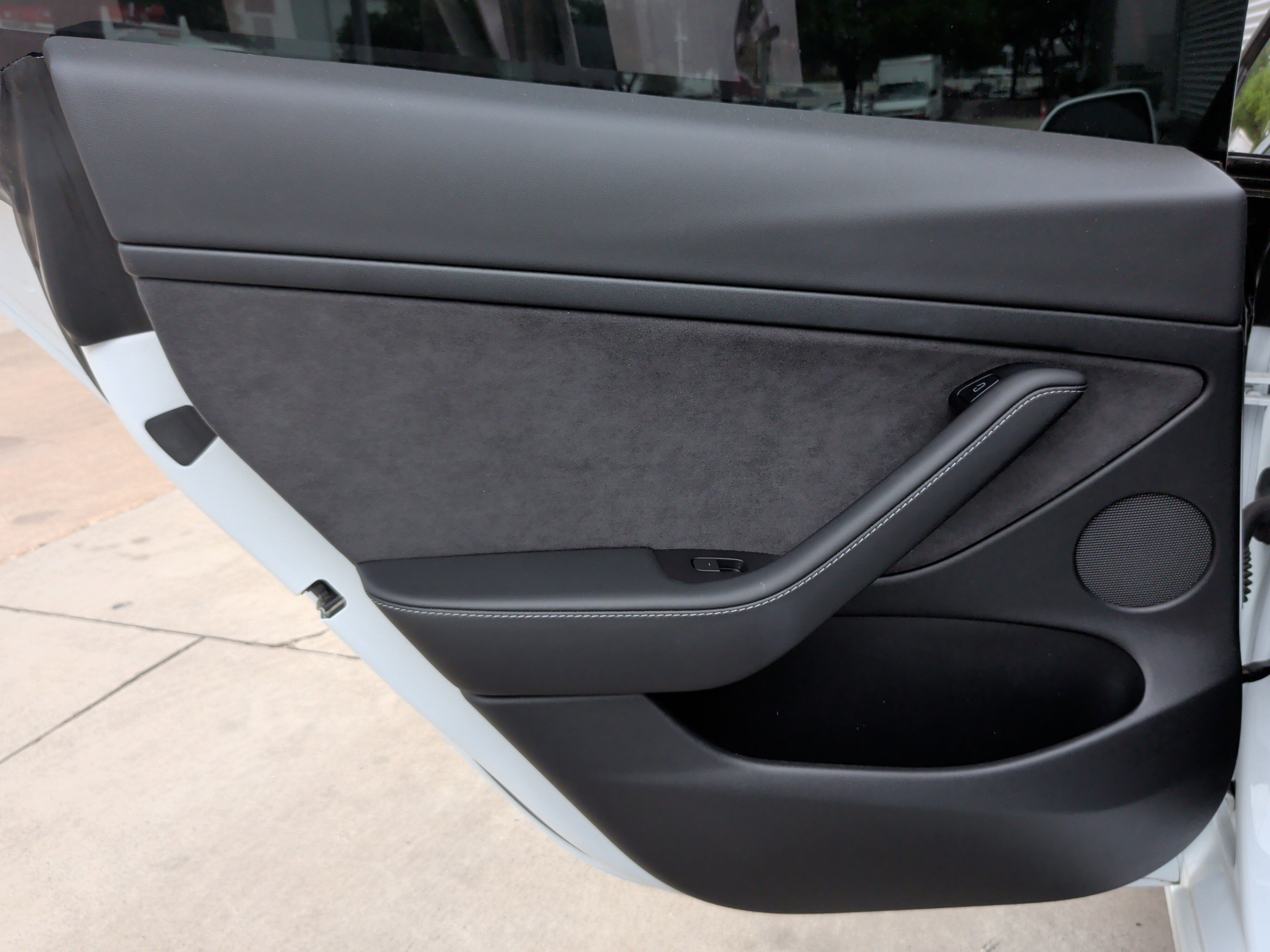 Used 2021 Tesla Model 3 Standard Range Plus image 33