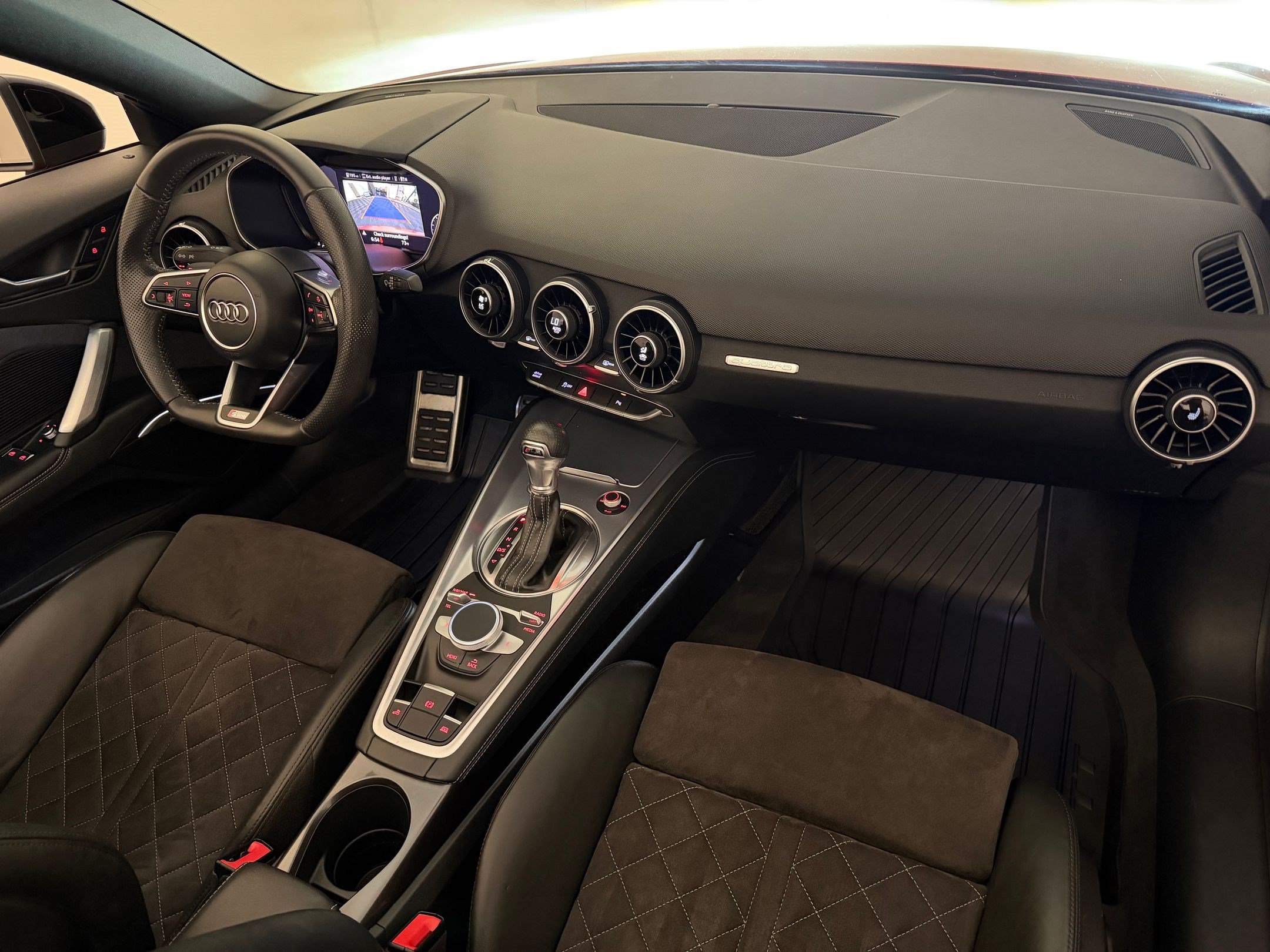 Used 2018 Audi TT 2.0T w/ Technology Package AWD/4WD image 32