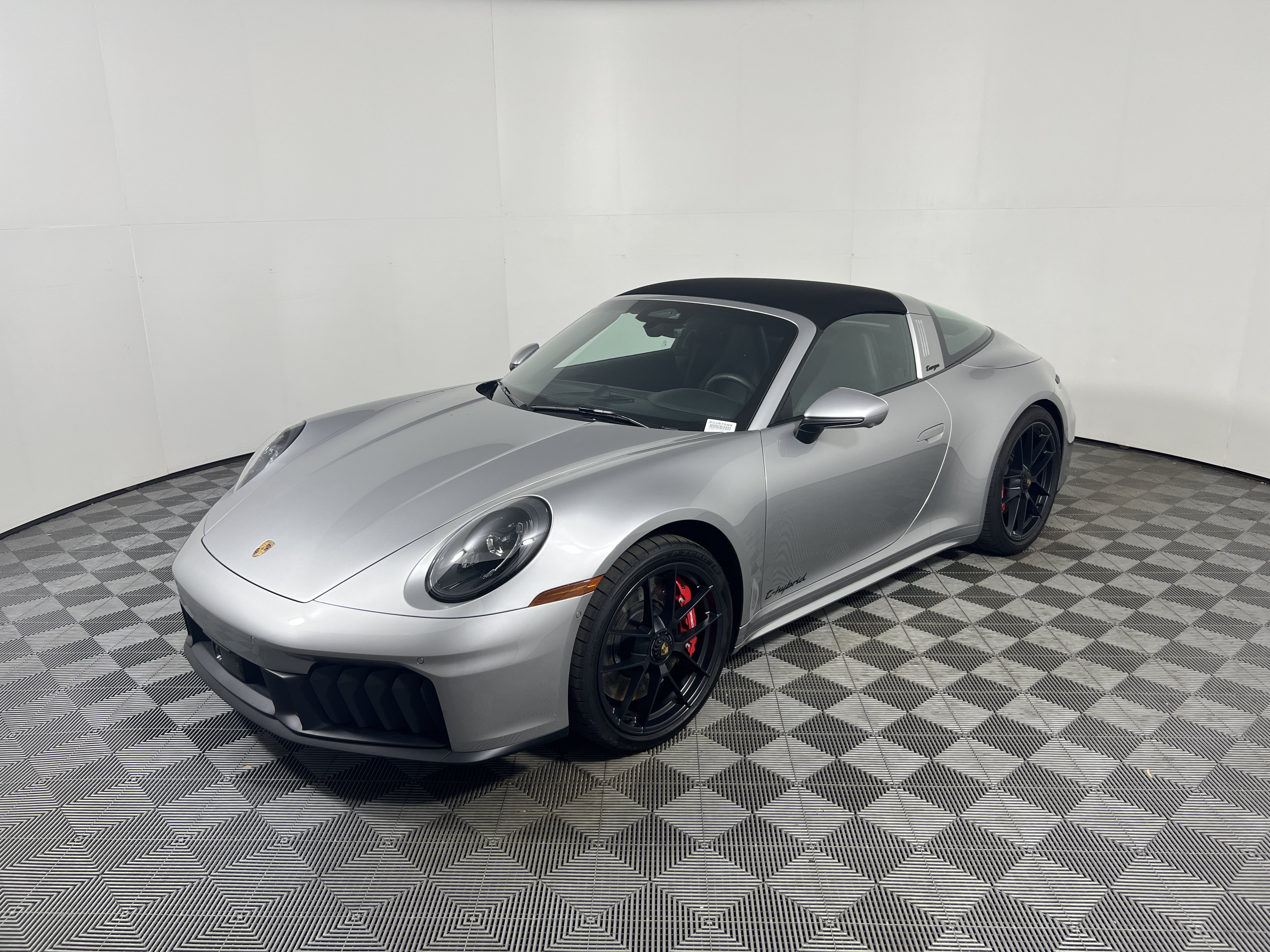 Certified 2026 Porsche 911 Targa 4 GTS AWD/4WD image 11