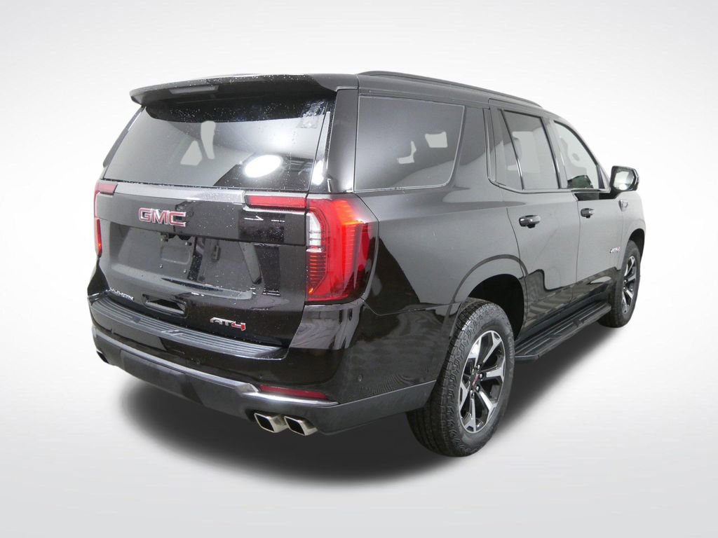 Used 2025 GMC Yukon AT4 AWD/4WD image 4