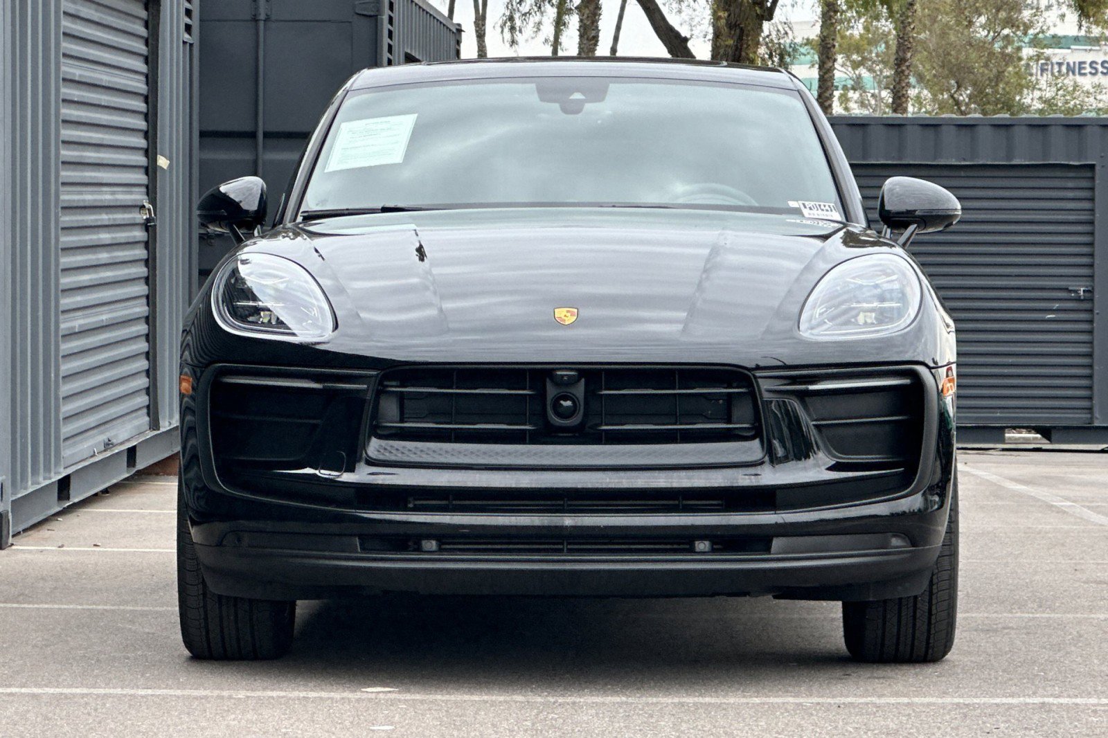 Used 2025 Porsche Macan image 11