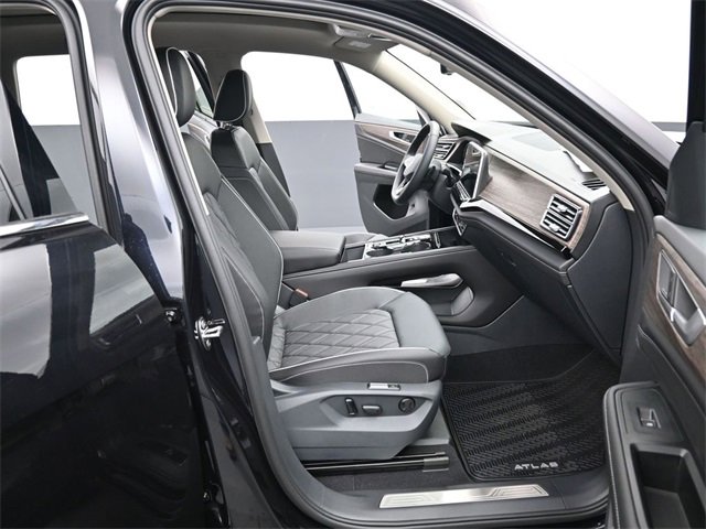 New 2026 Volkswagen Atlas SEL Premium R-Line image 14